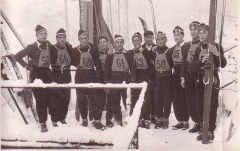 Skispringen am Inselberg History Bild 5 | Albin Fuchs, Oskar Fuchs, Herbert Nickel, Bubi Deubner, Emil und Oskar Münch, Heinz Clemen,  Karl Engel